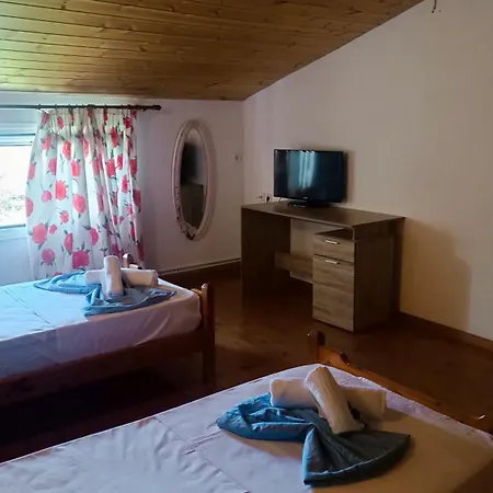 Dom wakacyjny Lyra's House *