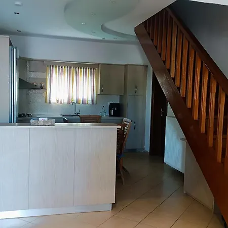 Dom wakacyjny Lyra's House *